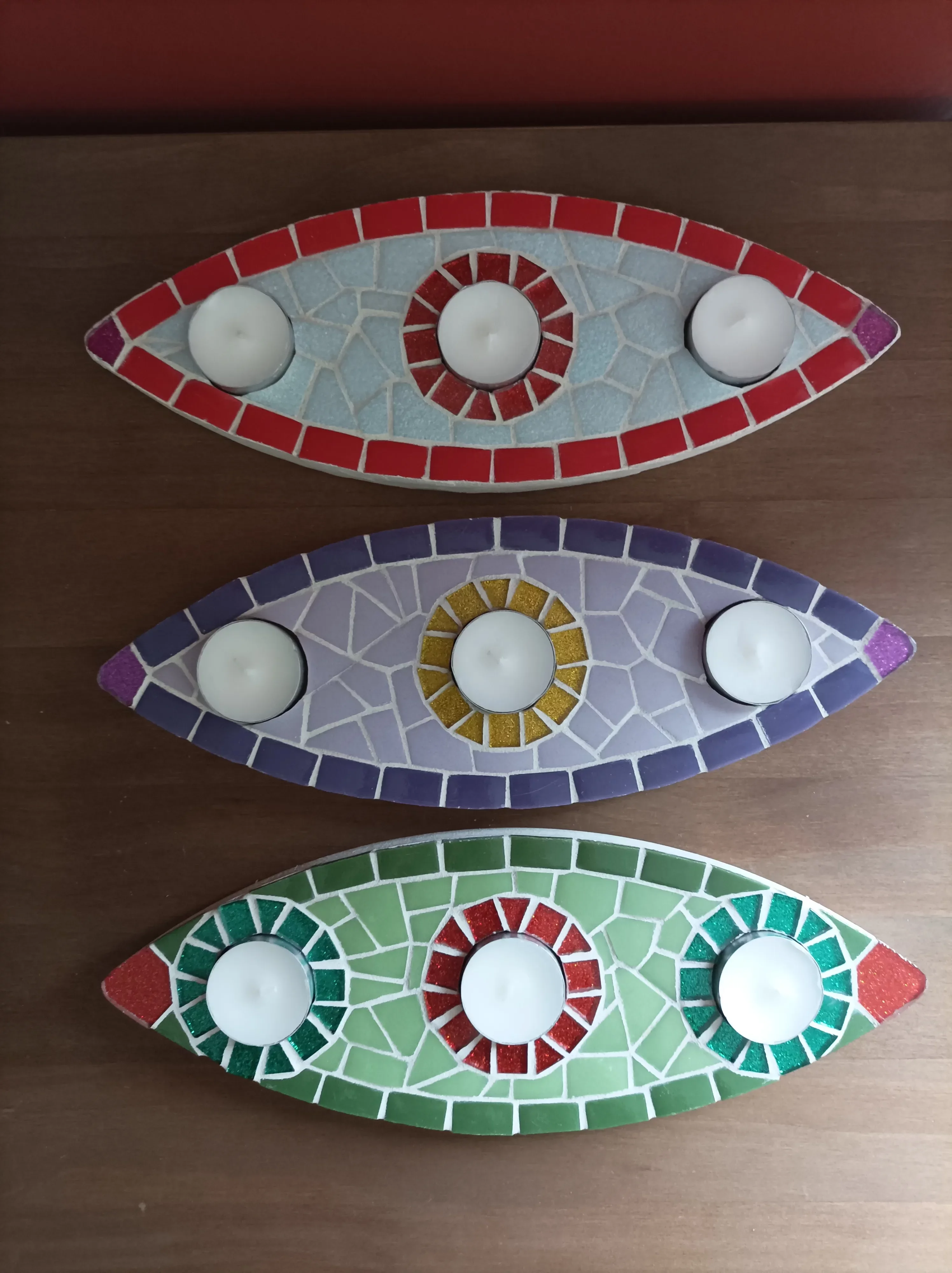 Mosaïque pour des bougeoirs