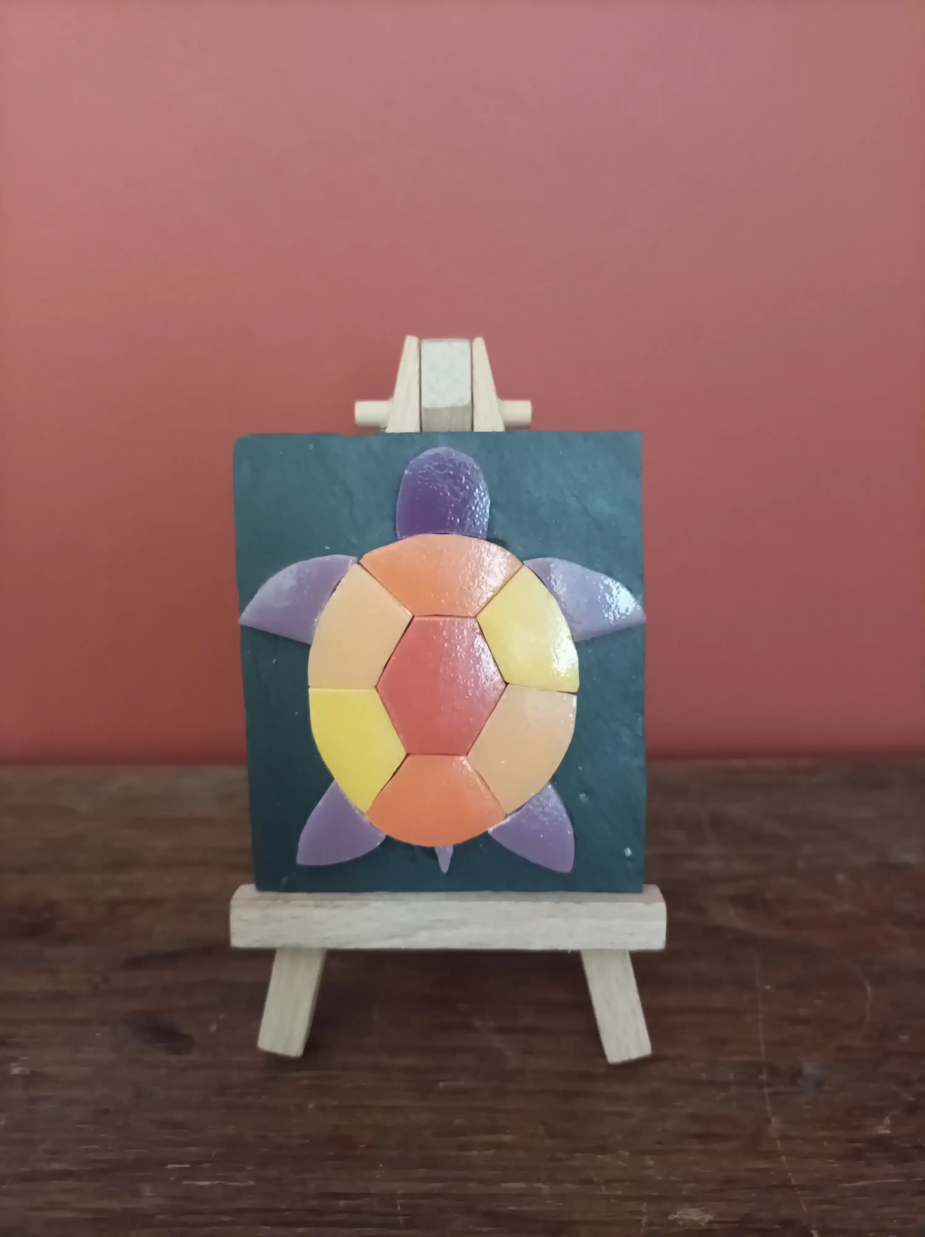 Mosaïque d'une tortue pour un magnet