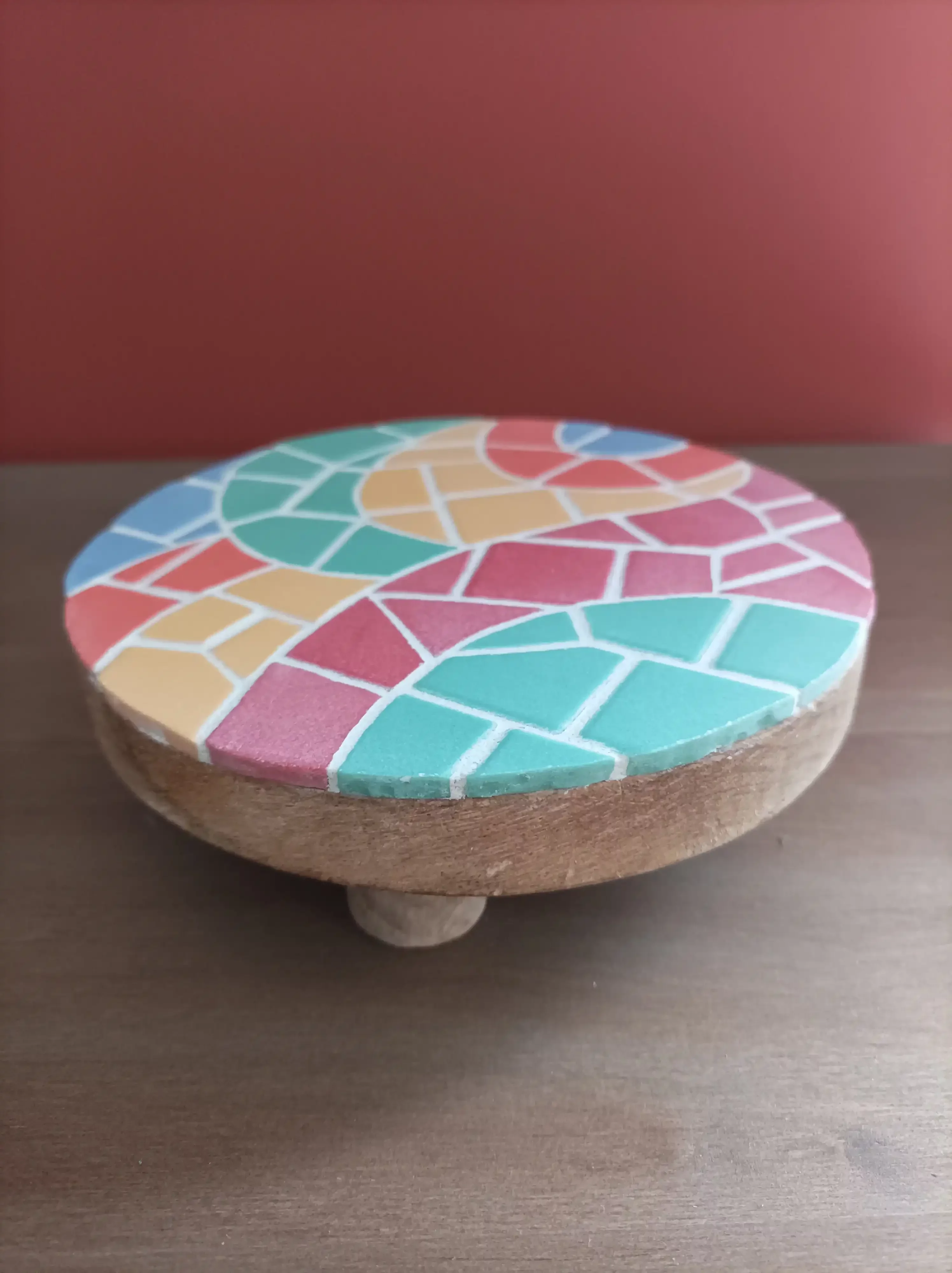 Mosaïque sur un plateau rond