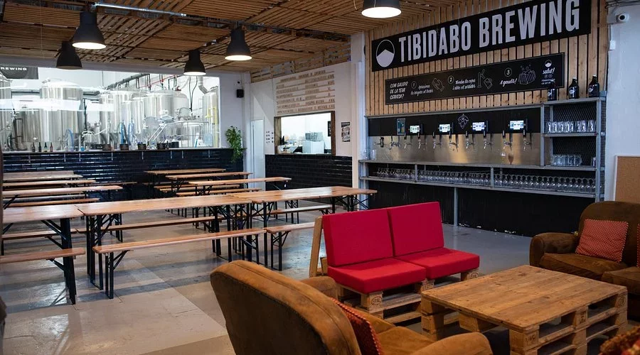 tibidabo-brewing-como-una-cerveceria-en-barcelona-redujo-desperdicio-y-optimizo-su-taproom-con-autoservicio