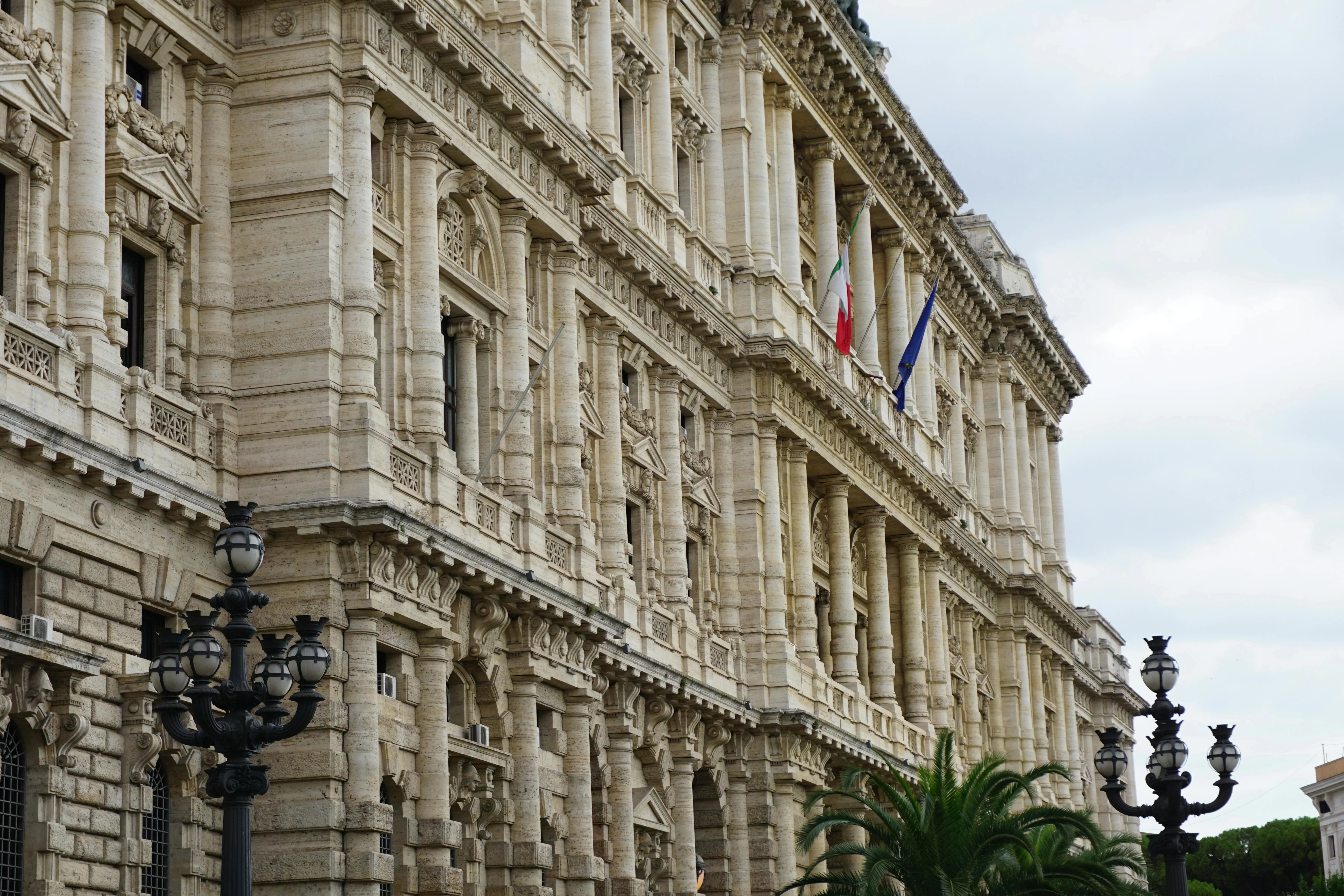 Who Proves What in VAT? Italy’s Reform and the EU’s Evolving Approach to Evidence