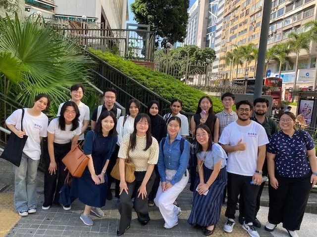JSM’s Aspiring Future Lawyers Join a GuideFong Tour to Explore Hong Kong’s Ethnically Diverse Entrepreneurial Community