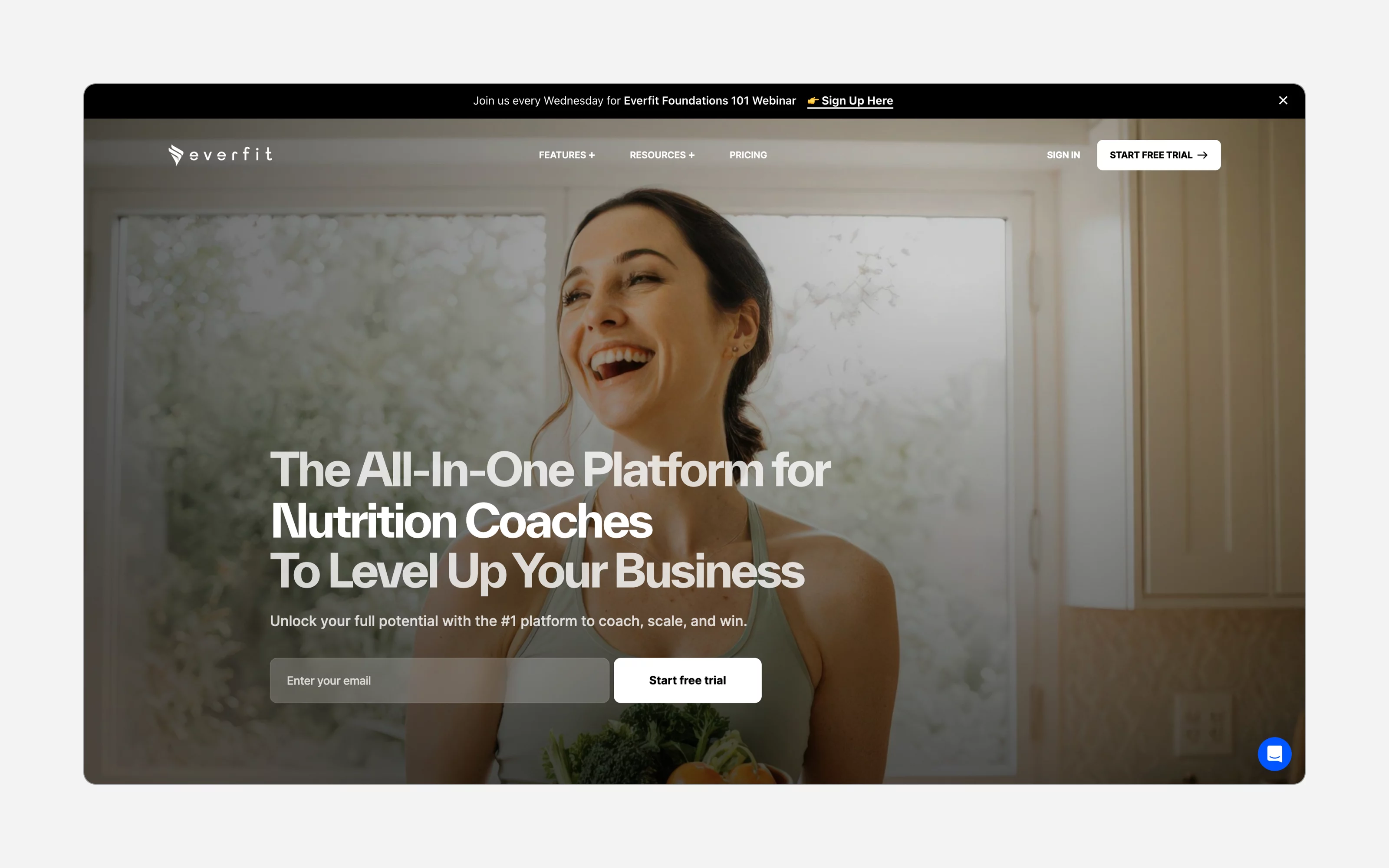 Everfit personal trainer software homepage showing features for nutrition coaches and fitness trainers